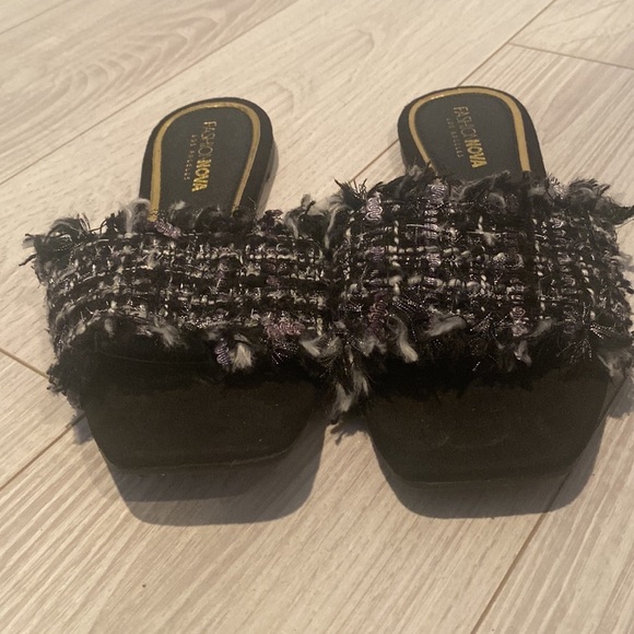 Fashion Nova women sandals, size 8​ - Picture 7 of 10